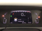 メータは先進的なデジタルメーターを採用!ゆっくりと数字が動くのでとても見やすく表示されます!平均燃費なども表示、エコな運転の手助けをしてくれます!
