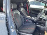 NISMO専用インテリアです(シートベルトも赤色です)