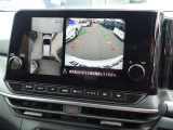 アラウンドビューモニターは、まるで上空から見たような映像で駐車をサポート!苦手な駐車も心強いですね!