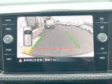 ●ガイドライン付きバックカメラ:不安な駐車もこれで安心!ガイドライン付きなので狭い箇所での駐車もラクラクです!