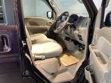 シートはフィット性も良く、楽な運転姿勢を保てます。