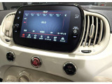 お持ちのスマートフォンが使える、Car Play&Android Auto対応のU-Connectを搭載。ナビゲーションアプリがご利用いただけます。