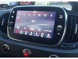 お持ちのスマートフォンが使える、Car Play&Android Auto対応のU-Connectを搭載。ナビゲーションアプリがご利用いただけます。