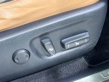 【パワーシート】スイッチ一つで簡単にシートの微調整が可能!電動だから力もいりません!快適なシートポジションにセットして、快適なドライブをお楽しみください。