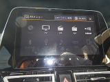 バックモニター付ディスプレイオーディオが装着車です。アップルカープレイやアンドロイドオート対応しスマートフォンをケーブルで接続、ナビアプリを起動してナビゲーションとしてお使いできます