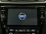 純正メモリーナビ付きです!CD・DVD・ブルーレイ再生、ミュージックサーバー、フルセグTV視聴、Bluetooth接続可能です!