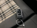 【キーレスエントリーシステム】リモコン操作で、ドアロックの開錠・施錠ができます。