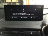 ナビは付いておりません。別途純正ナビSDカードをお買い求め下さい。