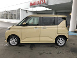 納車前にはプロのメカニックが点検、整備を行いますので安心してお乗り頂けます。