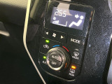 【オートエアコン】一度お好みの温度に設定すれば、車内の温度を検知し風量や温度を自動で調整。暑い&hellip;寒い&hellip;と何度もスイッチ操作をする必要はありません。快適な車内空間には必須の機能ですね♪