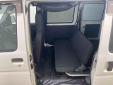 お車の状態をしっかりとお伝えするために1台の車両に付き40枚以上の画像を用意しております。外装はもちろん、室内の装備やお車の特徴などごらんください。