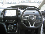 セレナ 1.2 e-POWER ハイウェイスターV 