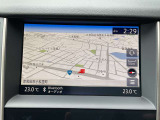 ナビゲーションを利用することで、目的地までのルートを案内し、最新の道路状況を反映して最適なルートを提案してくれます。また、渋滞を回避するルートを提案してくれるので、安全に目的地に到着することができます