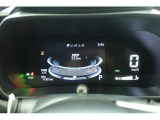 マルチインフォメーションディスプレイでクルマからの様々な運転情報を表示。