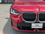 また、BMW正規認定中古車は、エマージェンシーサービスが自動付帯。24時間365日、皆様のカーライフをサポート致します。確かな安心のうえで、「駆けぬける歓び」をご堪能ください。