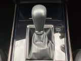 アクセルペダルを踏み込む量や速さに応じて変速パターンをし、人馬一体の運転感覚を発揮してくれる6速オートマ!