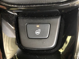 【ステアリングヒーター】車のハンドル部分を温めてくれて、寒い時期に手元を早く暖めることができます♪