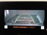 バックガイドモニターで、後方を確認しながら安心して駐車することができます。運転初心者も熟練者も必須の機能ですよ!