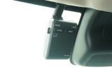 ◆ドライブレコーダー◆映像・音声などを記録する自動車用の装置です。 もしもの事故の際の記録はもちろん、旅行の際の思い出としてドライブの映像を楽しむことができます。