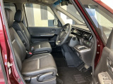 車内は徹底的にクリーニングされているので、快適にお乗りいただけます。