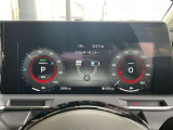 視認性の良い大型2眼式のスピード&タコメーター☆カラーディスプレイには運転をサポートするさまざまな情報を表示します☆