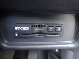 ETC付。高速道路の料金所はキャッシュレスで通過です。サービスエリア等にあるスマートインターの出入りも利用可能でとっても便利。ご納車後すぐにお使い頂けるようセットアップしてのお渡しとなります。