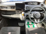 メーターやシフト、スイッチ位置など運転席まわりの配置はしっくりいきたいものですね!まずは座ってチェックしてみて下さい♪