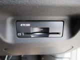 高速道路必須アイテムのETC装備です。最近はスマートインターチェンジも増えてきたので便利ですね。
