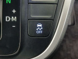VSC(滑りやすい路面での横滑りを抑え車両の安定性を保つための機能)搭載ですが、雪道などから脱出する時はOFFすると脱出しやすくなる場合があります