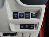 両側電動のスライドドアで楽々スムース!運転席からも開閉の操作もできます♪キーのスイッチひとつで自動開閉できる便利な機能もついてます♪