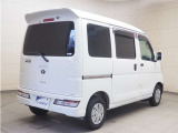 安心の納車前整備を実施します。その際にエンジンオイル、オイルエレメント、ワイパーゴムを交換いたします。