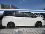 走りにこだわりながら収納力も持ち合わせたお車です。荷物を載せて軽快なドライブを楽しめますよ♪