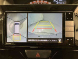 車庫入れや後方操作をサポート!苦手な駐車も安心のバックモニター付きです♪ガイド線も表示されますので、どこまで下がれば良いか目安にもなります☆
