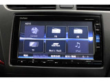 ホンダ純正ナビなのでダッシュボードにスッキリと収まっています。土地勘の無い所でも迷わず安心ですね!AVも色いろ視聴出来るのでドライブも楽しくなります!