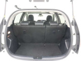 ラゲージスペースだって広々です!車種によっては床下収納やシートの折り畳み、またシートを動かして更にお荷物積めちゃいます♪