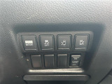 【運転席操作部】『運転席周辺の装備』の画像になります。快適なドライブを楽しむための機能が装備されています!運転席から触れるので使いやすいです!