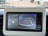 駐車時に便利な全方位モニターが付いていますので車庫入れも安心&安全です!