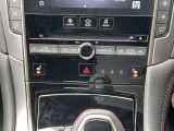 前席(運転席、助手席)シートヒーター付きです。