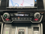 Wエアコン付きです!運転席・助手席それぞれ快適な車内でお過ごしいただけます。寒い時期には嬉しいシートヒーター付きです!