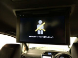 【後席モニター】ファミリーユーザーさんに人気(#^_^#)後席用モニター装備済です!