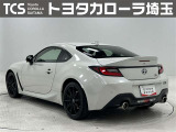 外板色はクリスタルホワイトパール(K1X)!アプライドモデルはB!ボディサイズは全長426&times;全幅177&times;全高131センチ!3ナンバー登録となります!