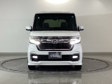 LEDヘッドライトを装備しています。LEDヘッドライトはとても明るく、雨の日や夜間走行も安全・安心です。