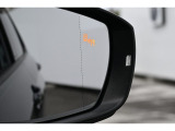 VWを知り尽くしたスペシャリストが、診断機を利用してチェックを行います。これにより、中古車購入に関するさまざまなリスクを最小限にし、きめ細かな保証サービスで、オーナーライフをしっかりとサポートします。