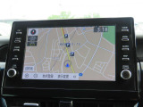 メモリーナビ装備で、知らない場所もあっという間に検索♪ちょっとしたお出かけや旅行もこれでバッチリですね。
