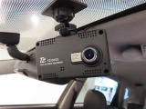 万が一のトラブルのときにも役に立つドライブレコーダーを装備しています。