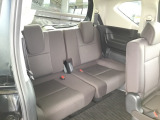 3列目シートもゆったりスペースです。