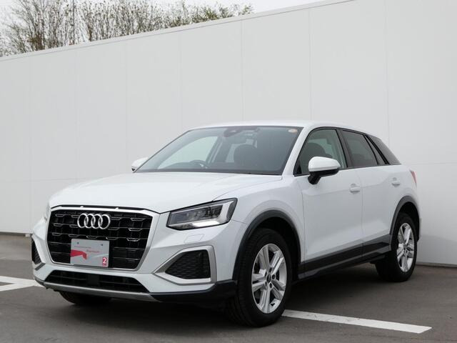 Q2 35 TFSI アドバンスド 