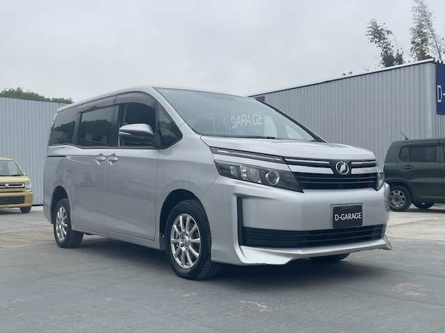 トヨタ ヴォクシー 