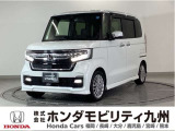 N-BOX カスタムLターボは、パドルシフトや、パワースライドドア、シートヒーター等の質感を高める装備に加え、ホンダセンシングを搭載しています。