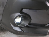 路面の凹凸をくっきり際立たせるフォグランプもちゃんと搭載しています。